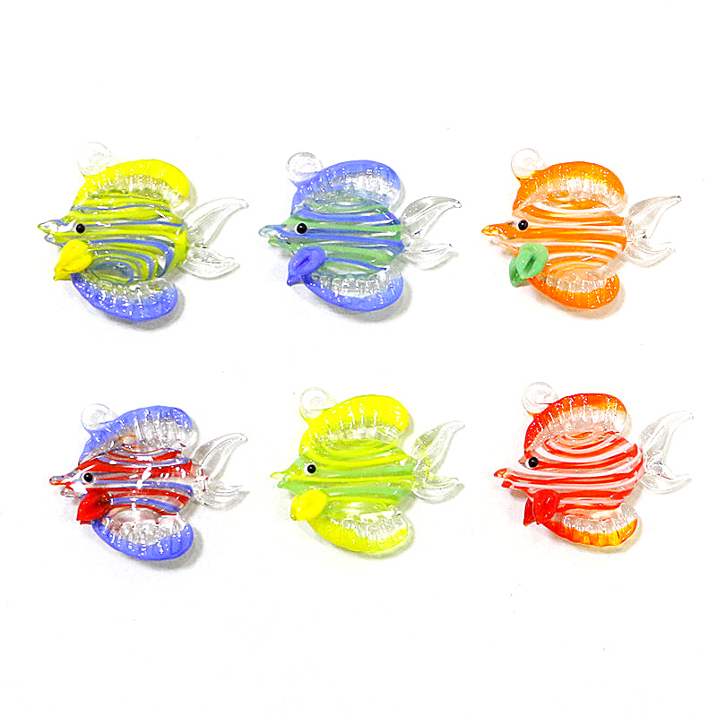 Marine Aquarium & Regional Centre Photos - 2Pcs Mini Marine Fish Figurine Glass